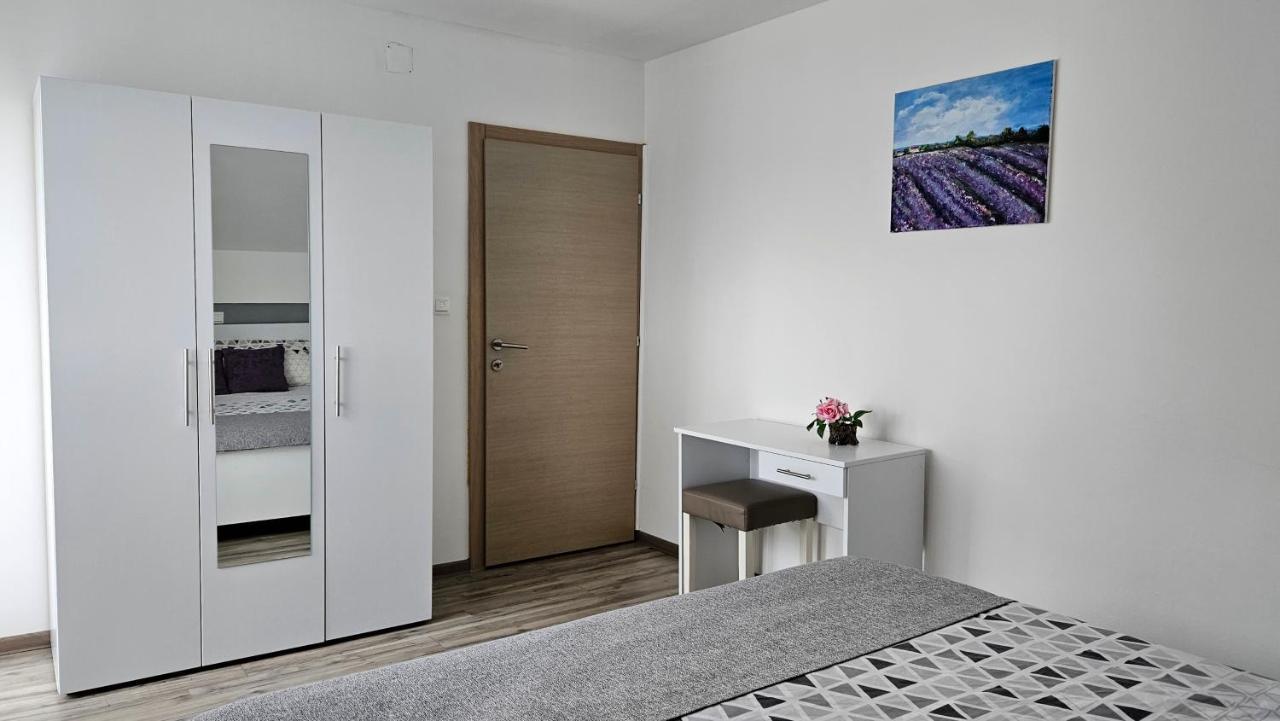 Apartment Andrea Smoljanac Εξωτερικό φωτογραφία
